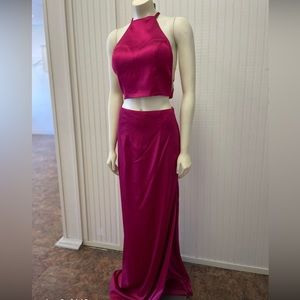 Sherri Hill Style 53650: Fuchsia Two-Piece straight high-neck long dress! NWT!